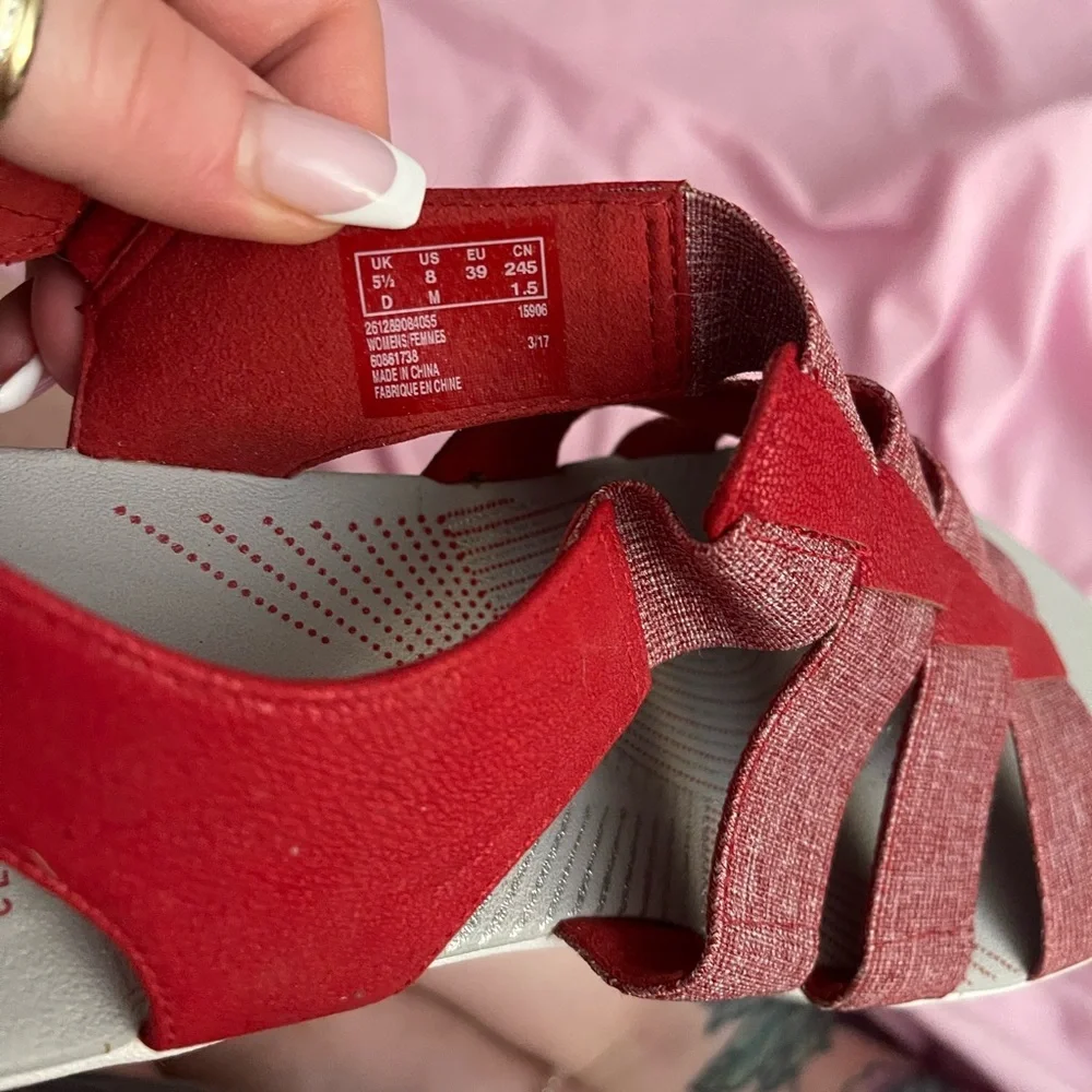 CLOULDSTEPPERS BY CLARKS WOMEN'S RED AND PINK SANDALS - Picture 5 of 5